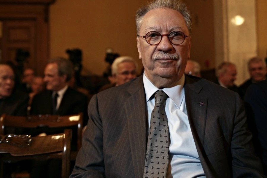 Δεσμεύτηκαν οι μετοχές του πρώην διοικητή της Πειραιώς, Μιχάλη Σάλλα, στην Παγκρήτια Τράπεζα